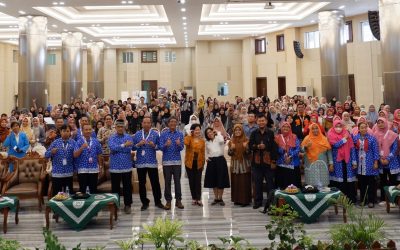 Seminar Nasional Gizi 2024 “Menjembatani Kesenjangan: Inovasi Teknologi dalam Mendukung Ibu Menyusui Era Digital”